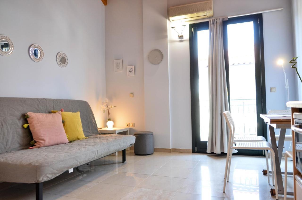 Centrally For 3 Kalamata Exterior photo